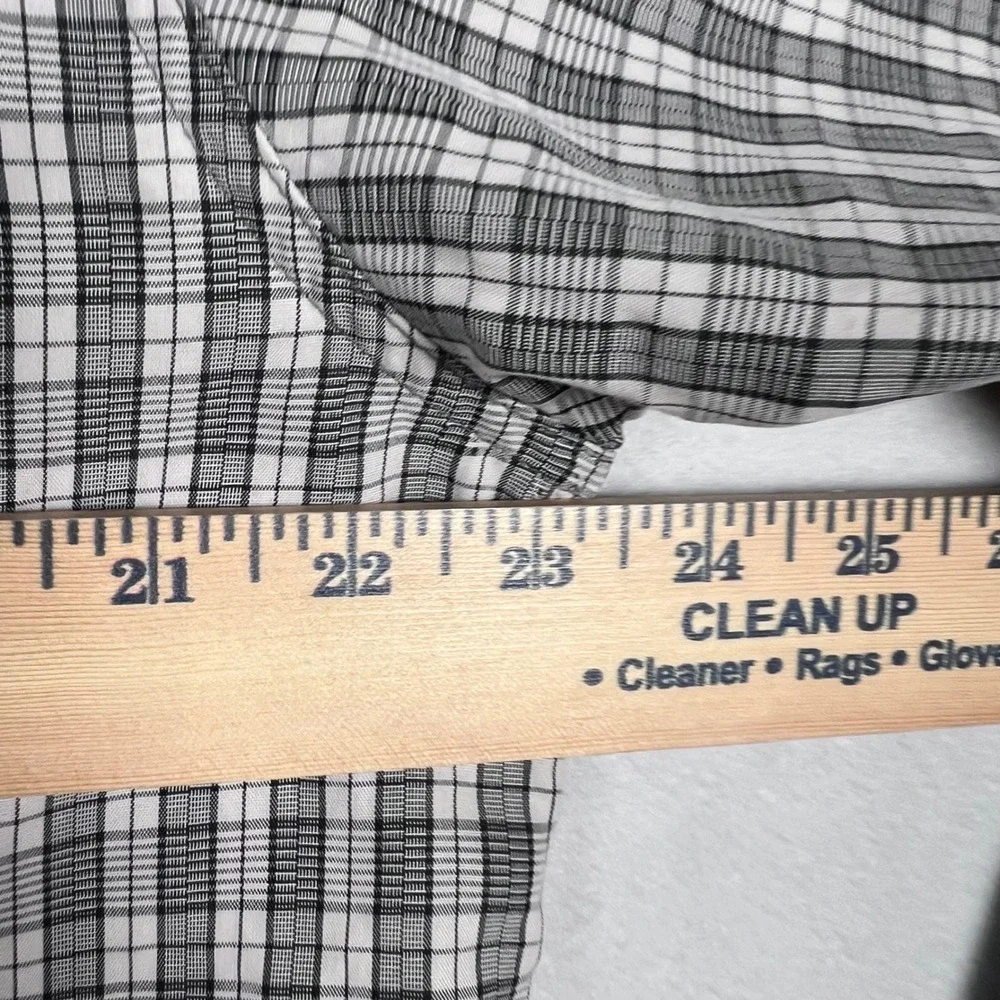 The North Face Mens Plaid Long Sleeve Button Down Grey‎ White Modal Poly Large